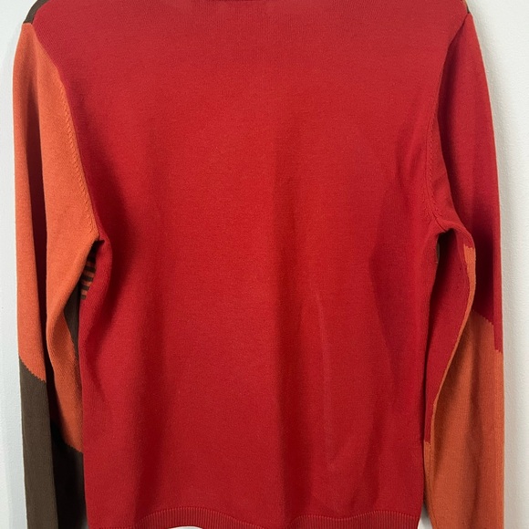 Geometric Pattern Size M Sweater - Picture 2 of 4